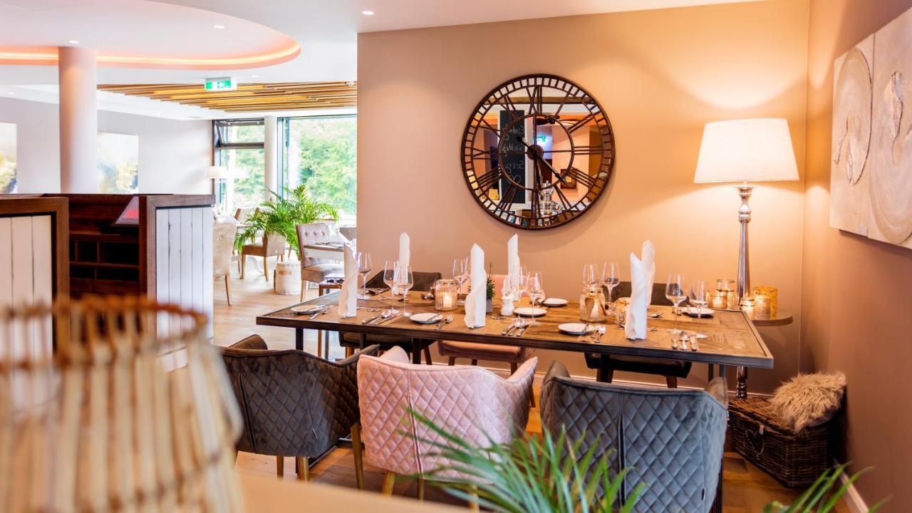 Romantischer Winkel Roligio & Wellness Resort 巴特萨克萨 外观 照片